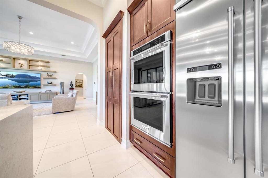 9243 Grand Prix Lane