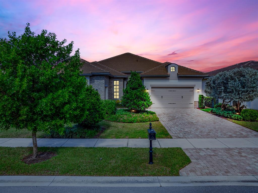 9243 Grand Prix Lane
