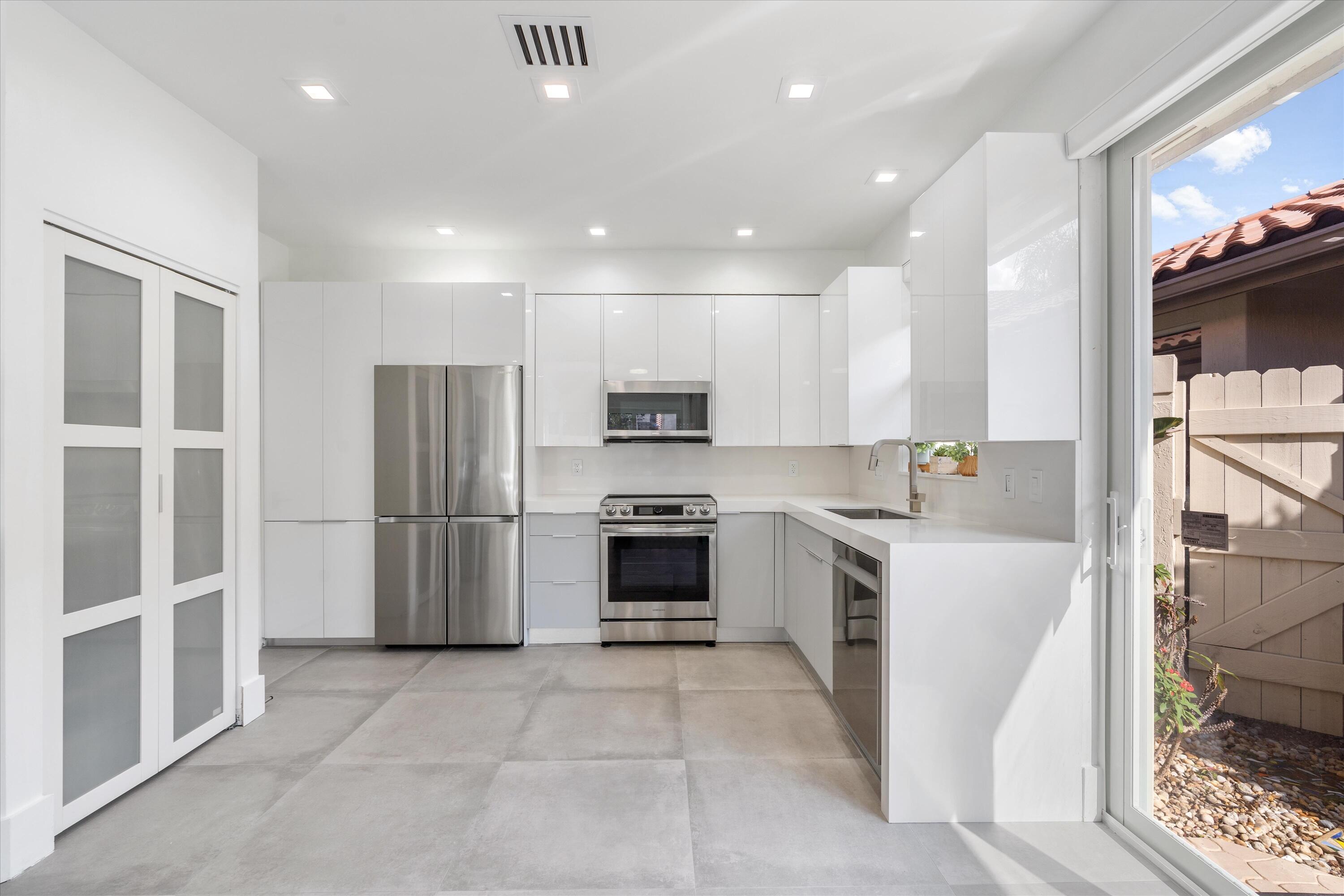 2596 NW 53rd Street