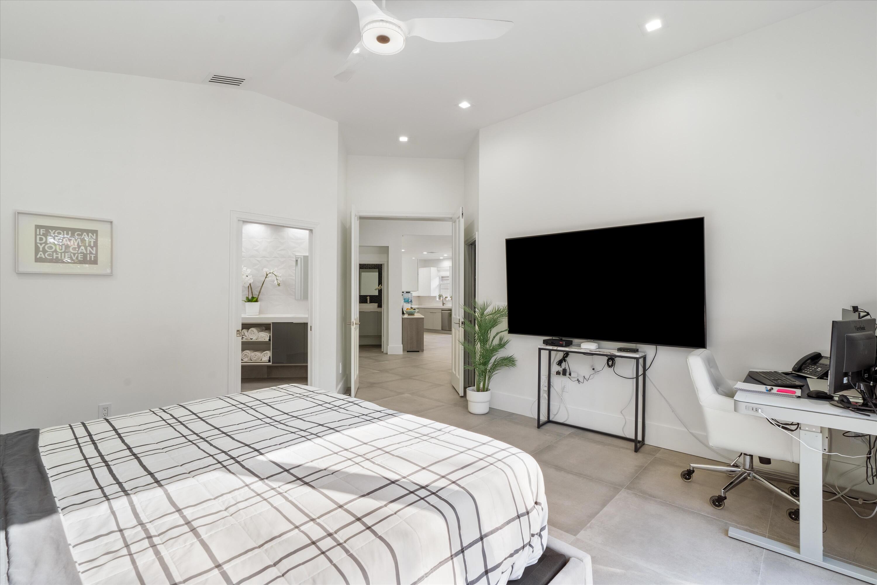 2596 NW 53rd Street