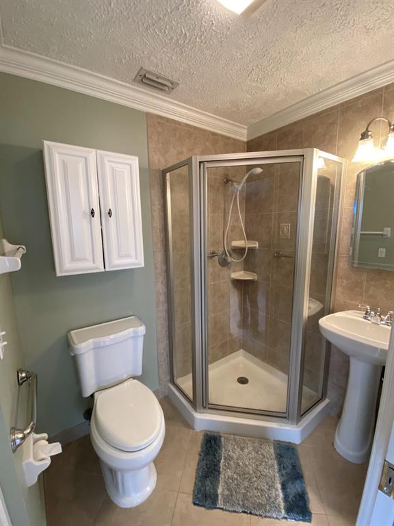 2835 SW 13th Street 201