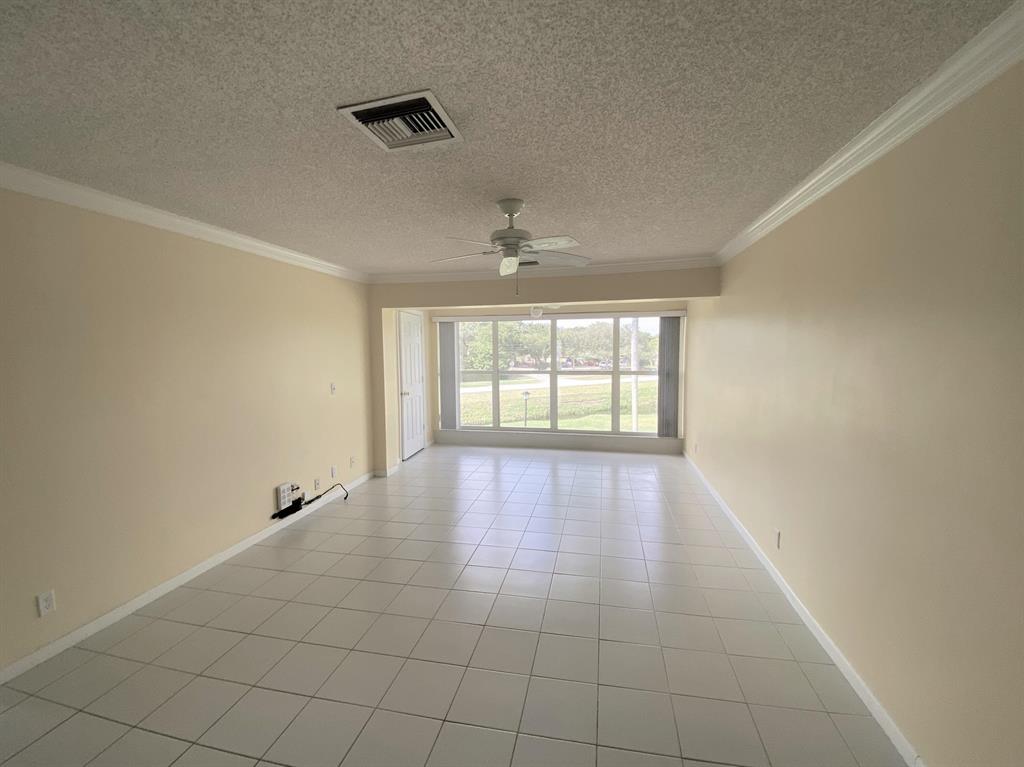 2835 SW 13th Street 201