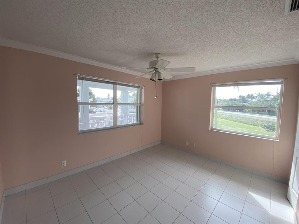 2835 SW 13th Street 201