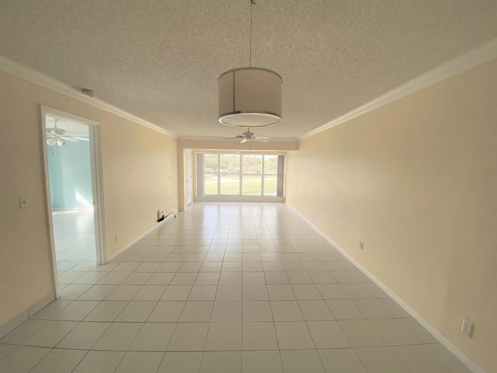 2835 SW 13th Street 201