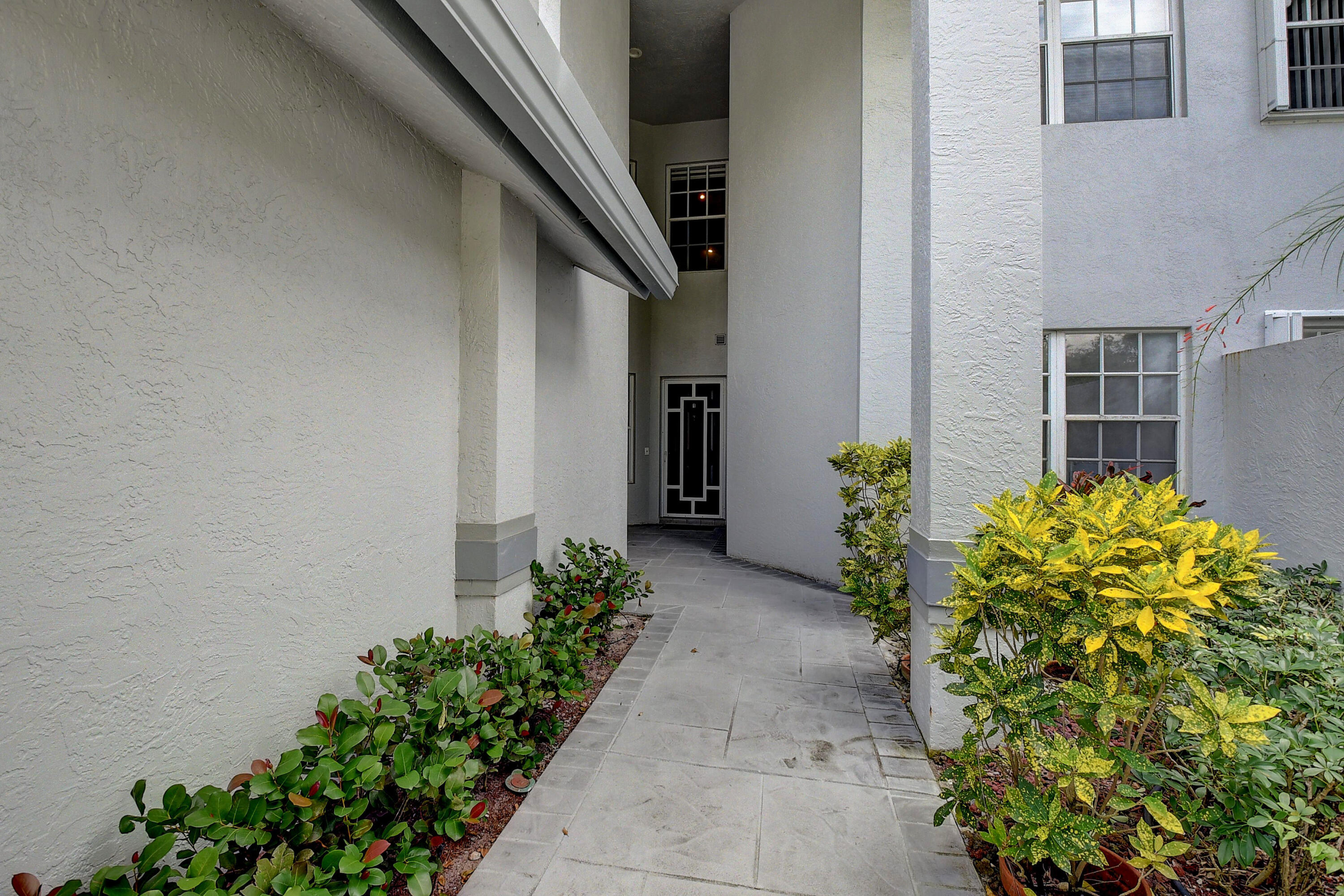 11722 Briarwood Circle 1