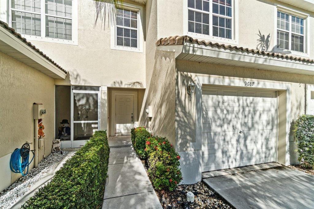 9687 Lago Drive