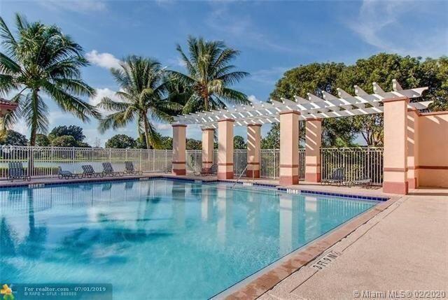 9687 Lago Drive
