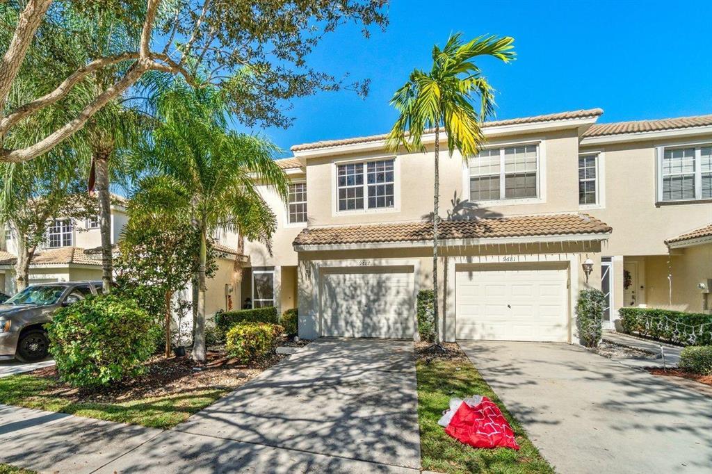 9687 Lago Drive