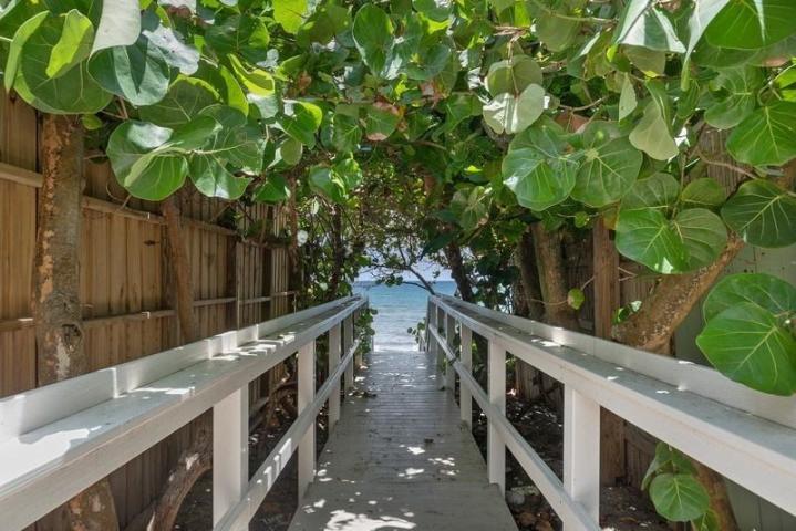 3606 S Ocean Boulevard 402