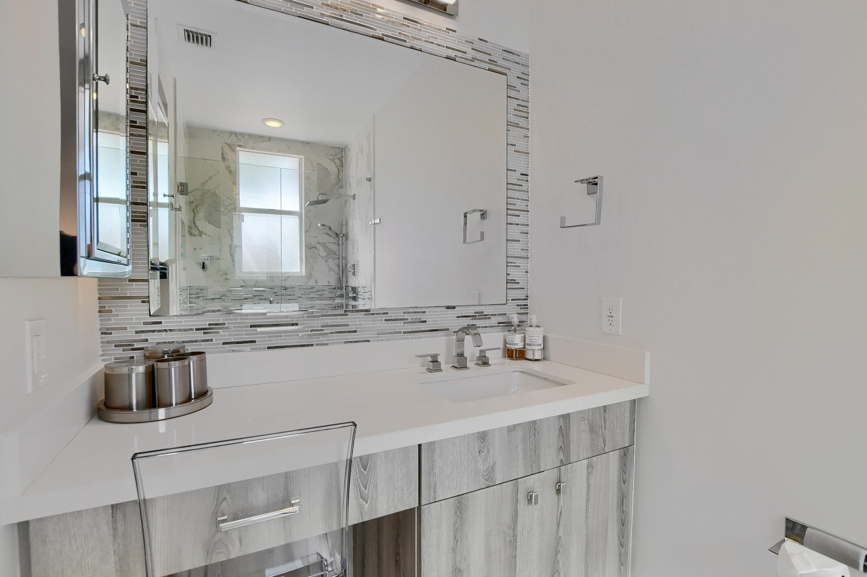 2518 Coco Plum Boulevard 1203