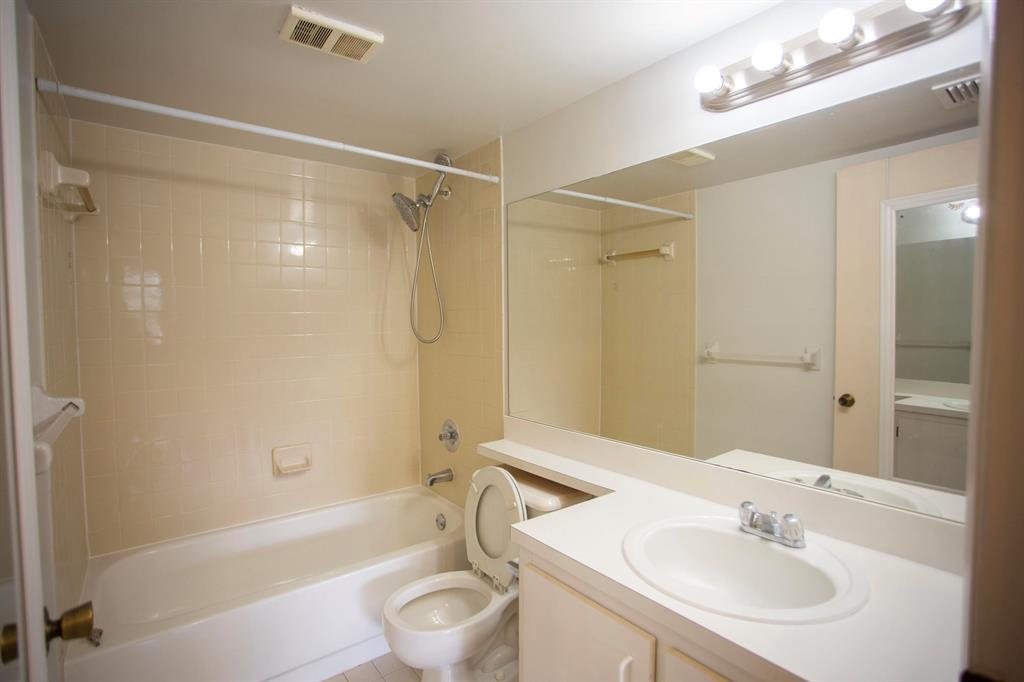 520 S Park Road 28-12