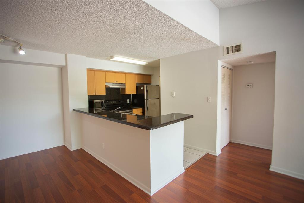 520 S Park Road 28-12