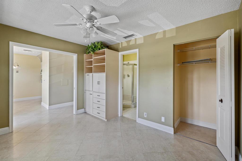2701 SW 13th Street 202