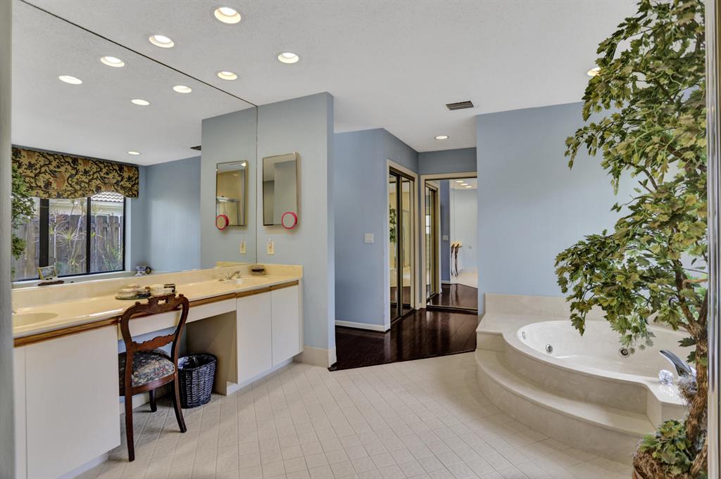 21877 Old Bridge Trail