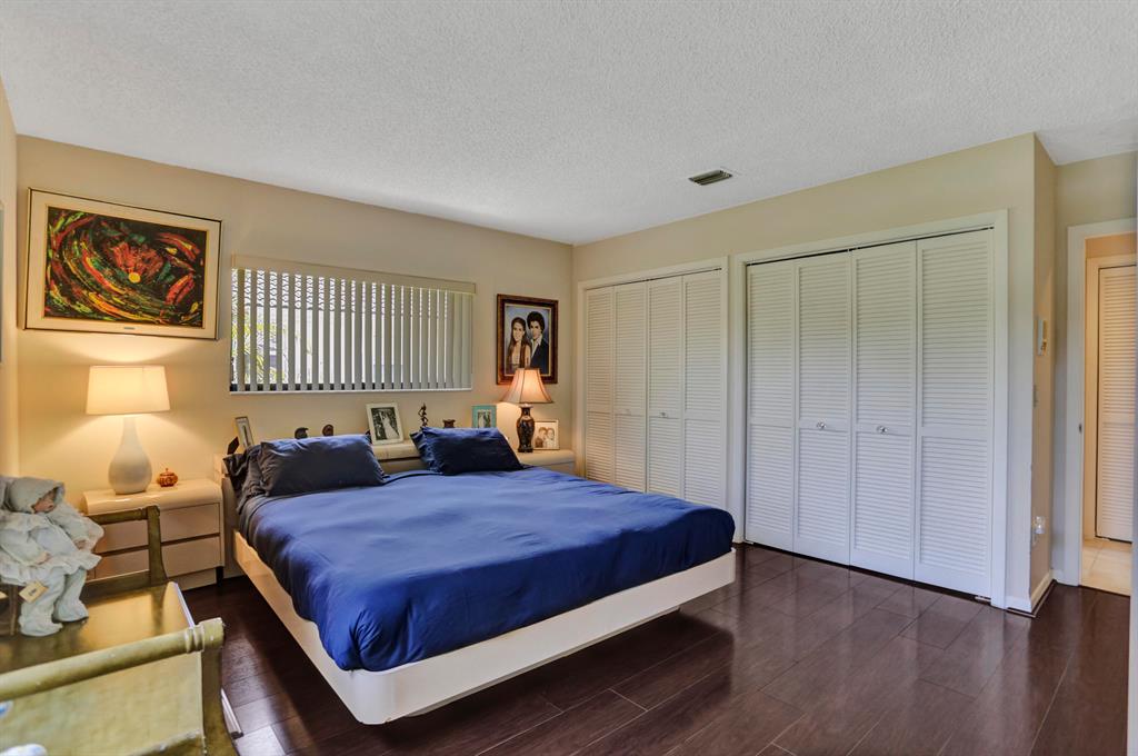 21877 Old Bridge Trail