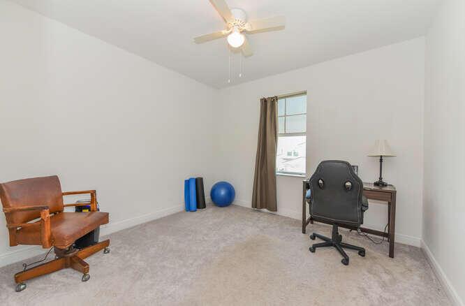 1071 Azul Court