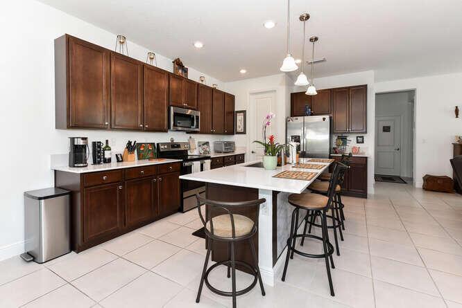 1071 Azul Court