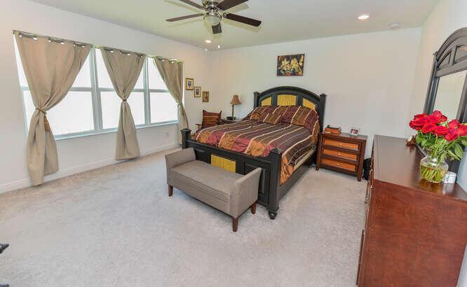 1071 Azul Court