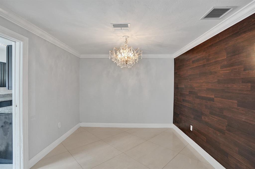 256 SW 11th Place