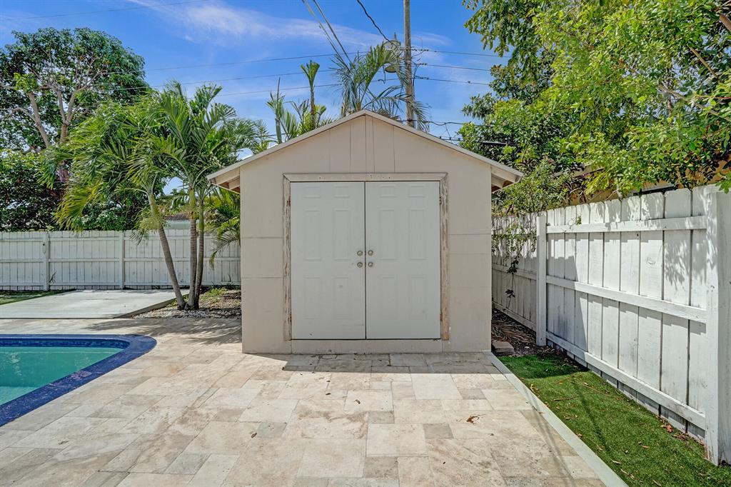 256 SW 11th Place
