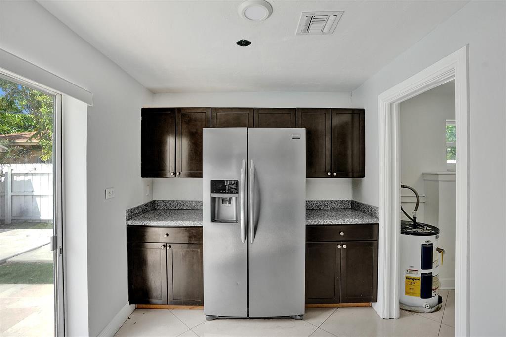 256 SW 11th Place