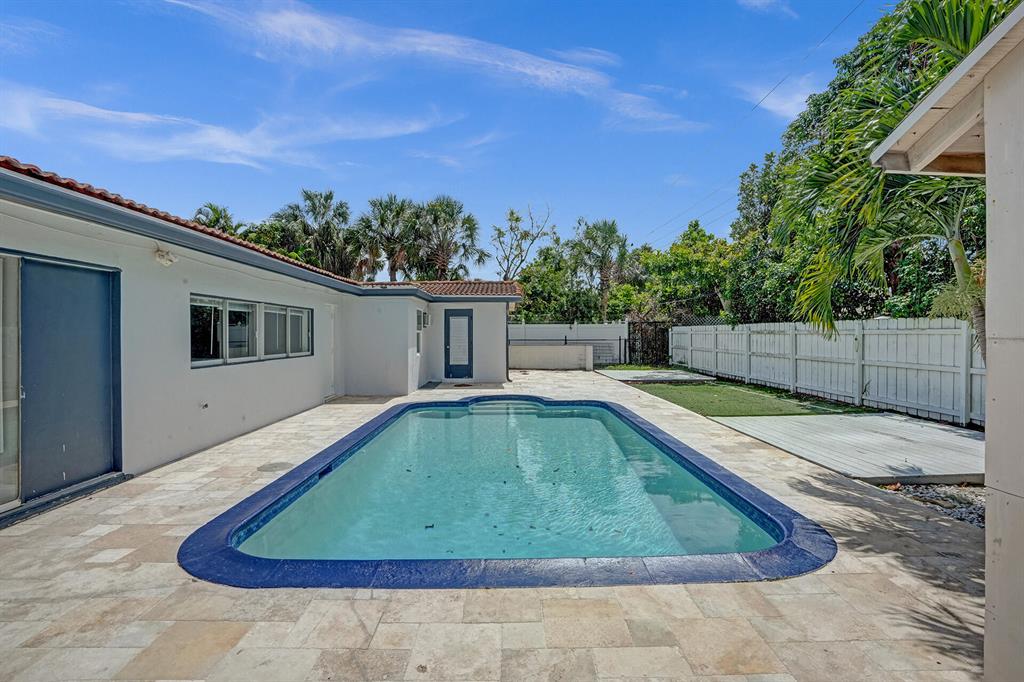 256 SW 11th Place