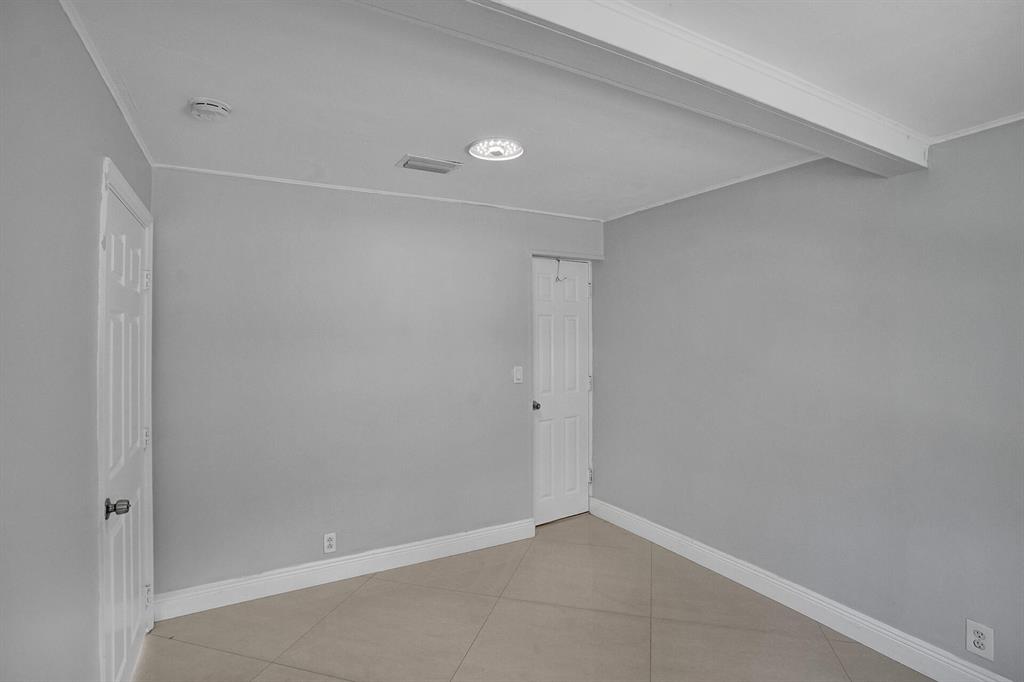 256 SW 11th Place