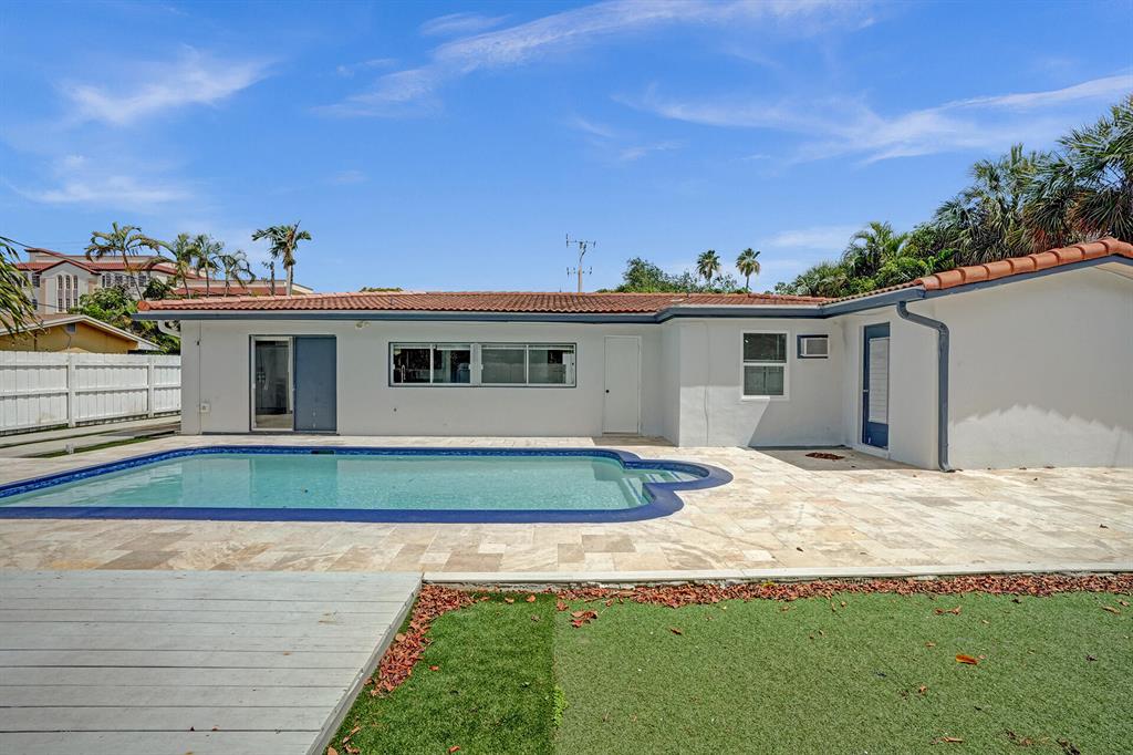 256 SW 11th Place