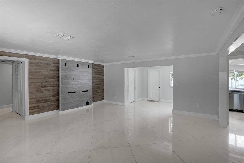 256 SW 11th Place