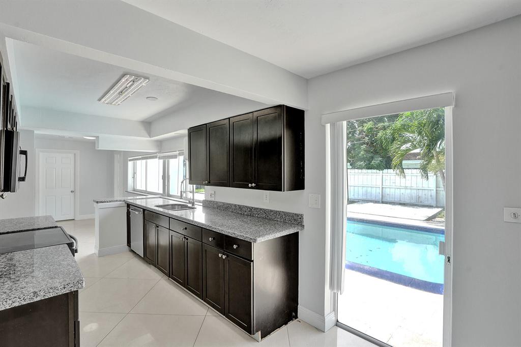 256 SW 11th Place