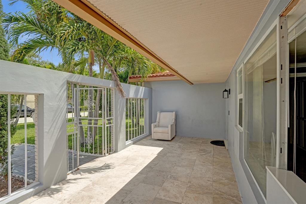 256 SW 11th Place
