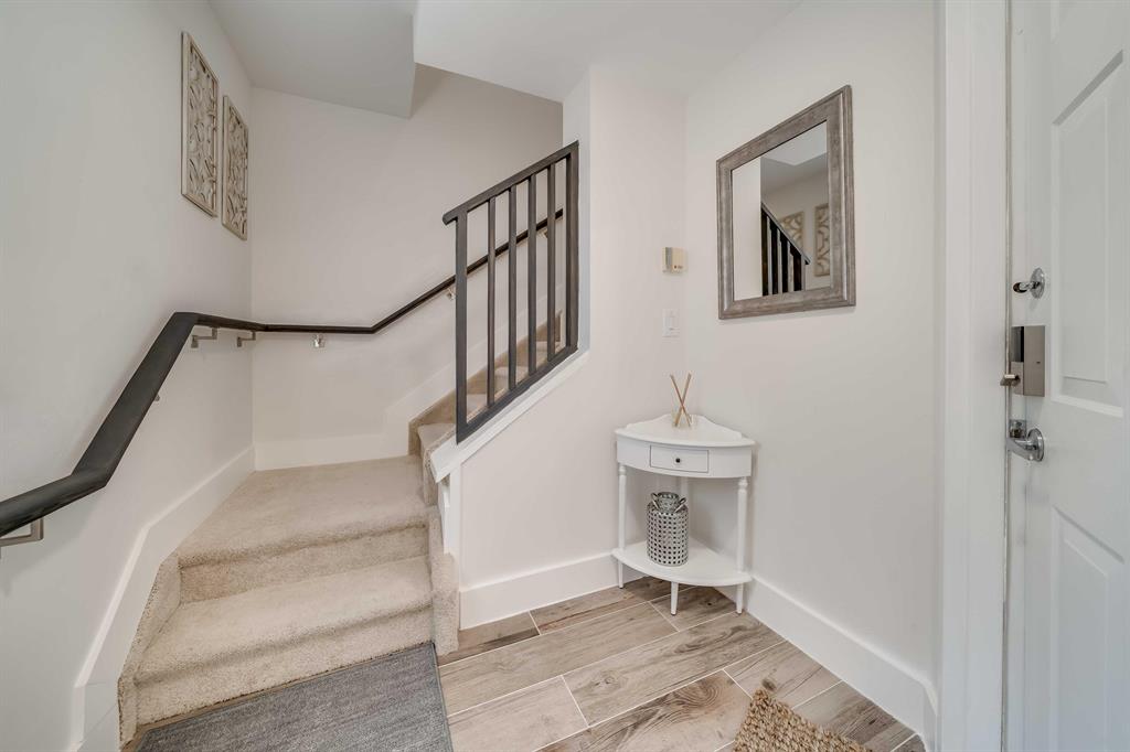 2951 NE 185th Street 2003