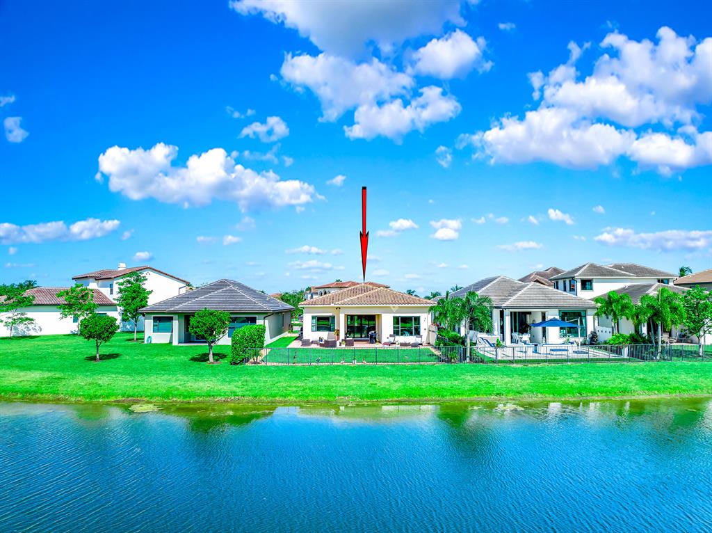 8283 Grand Prix Lane