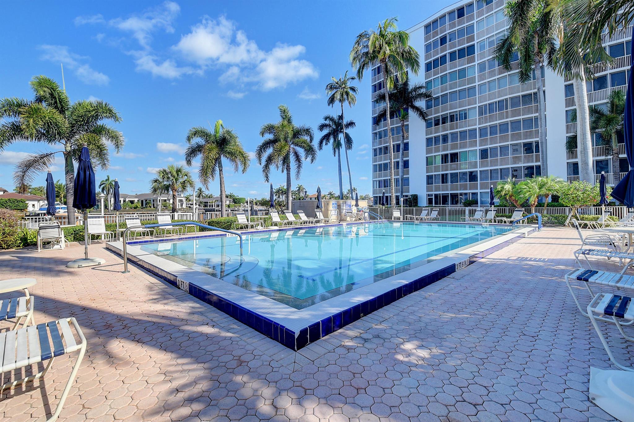 3224 S Ocean Boulevard 915-B