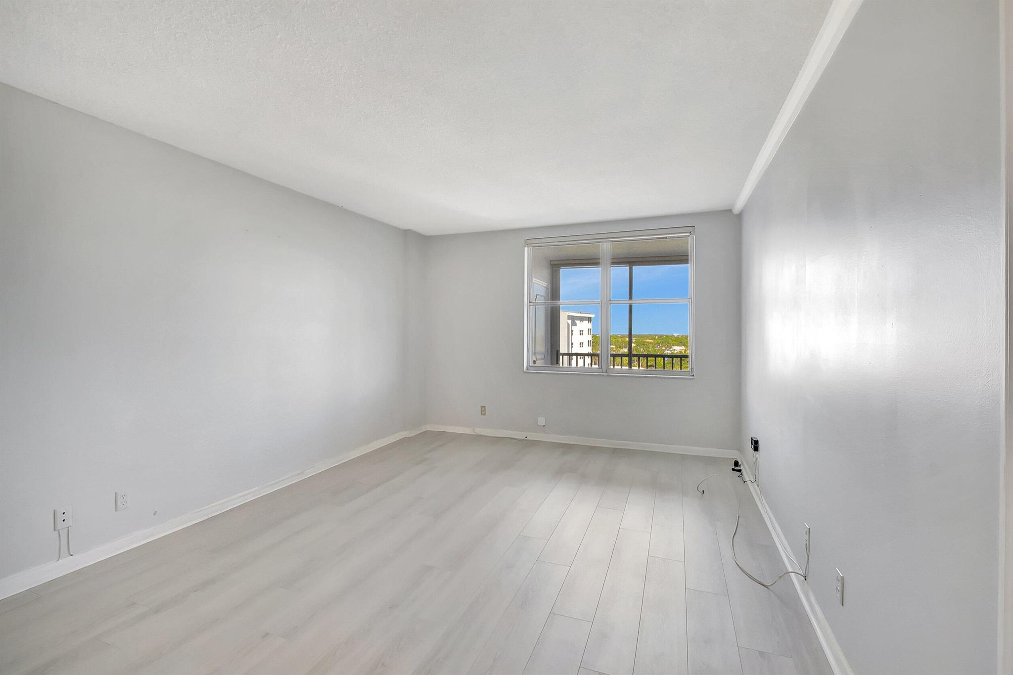 3224 S Ocean Boulevard 915-B