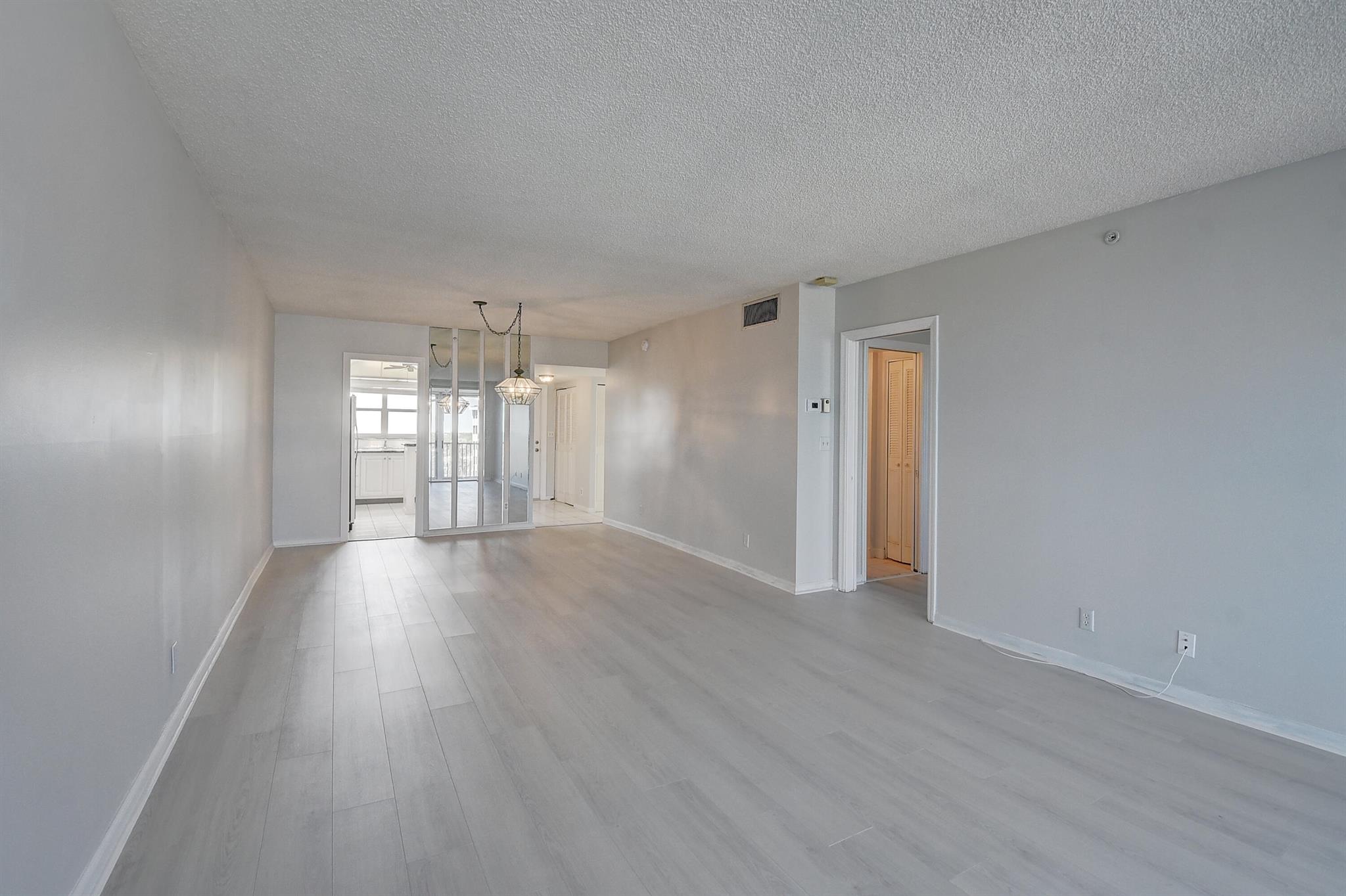 3224 S Ocean Boulevard 915-B