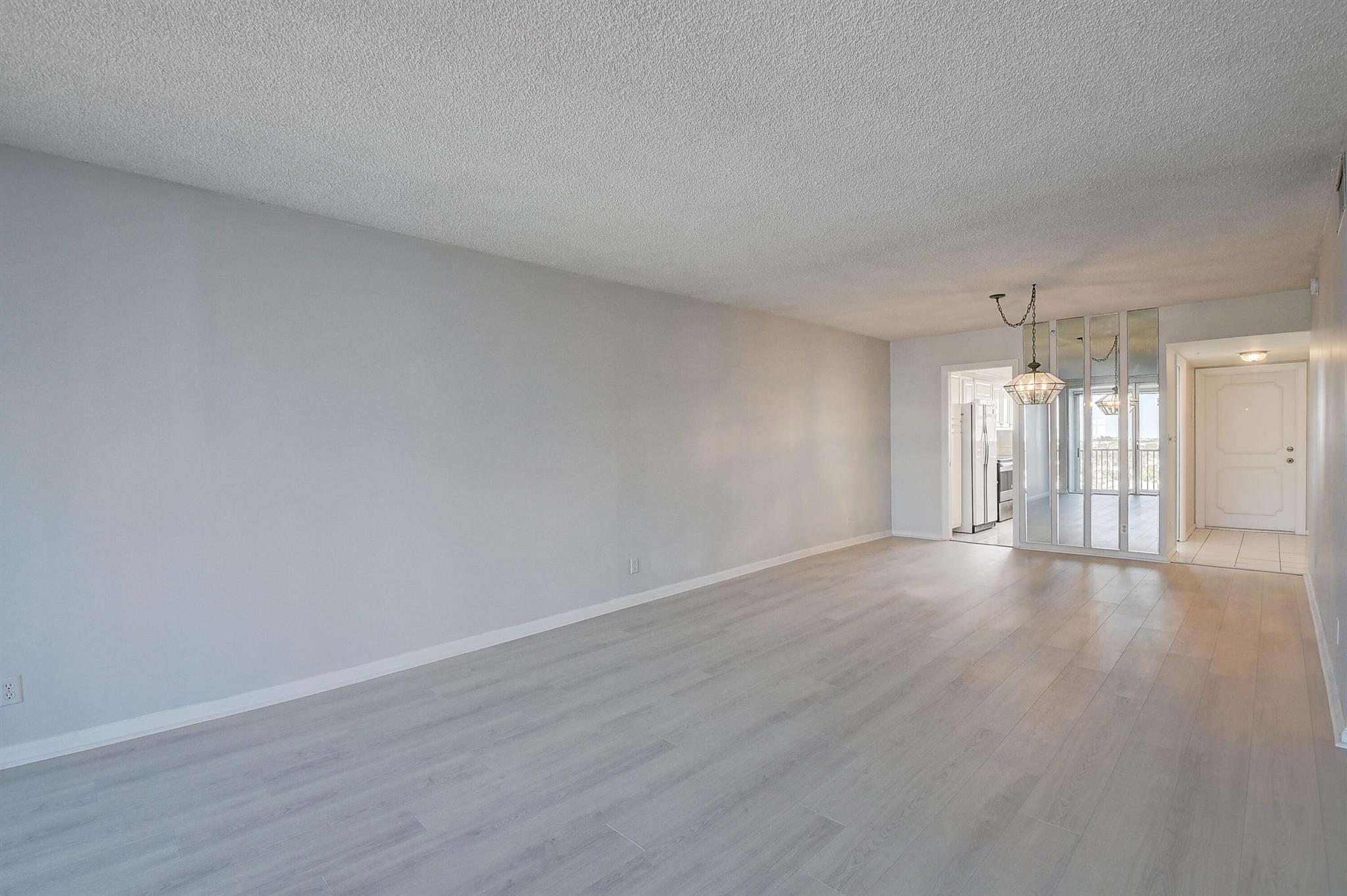 3224 S Ocean Boulevard 915-B