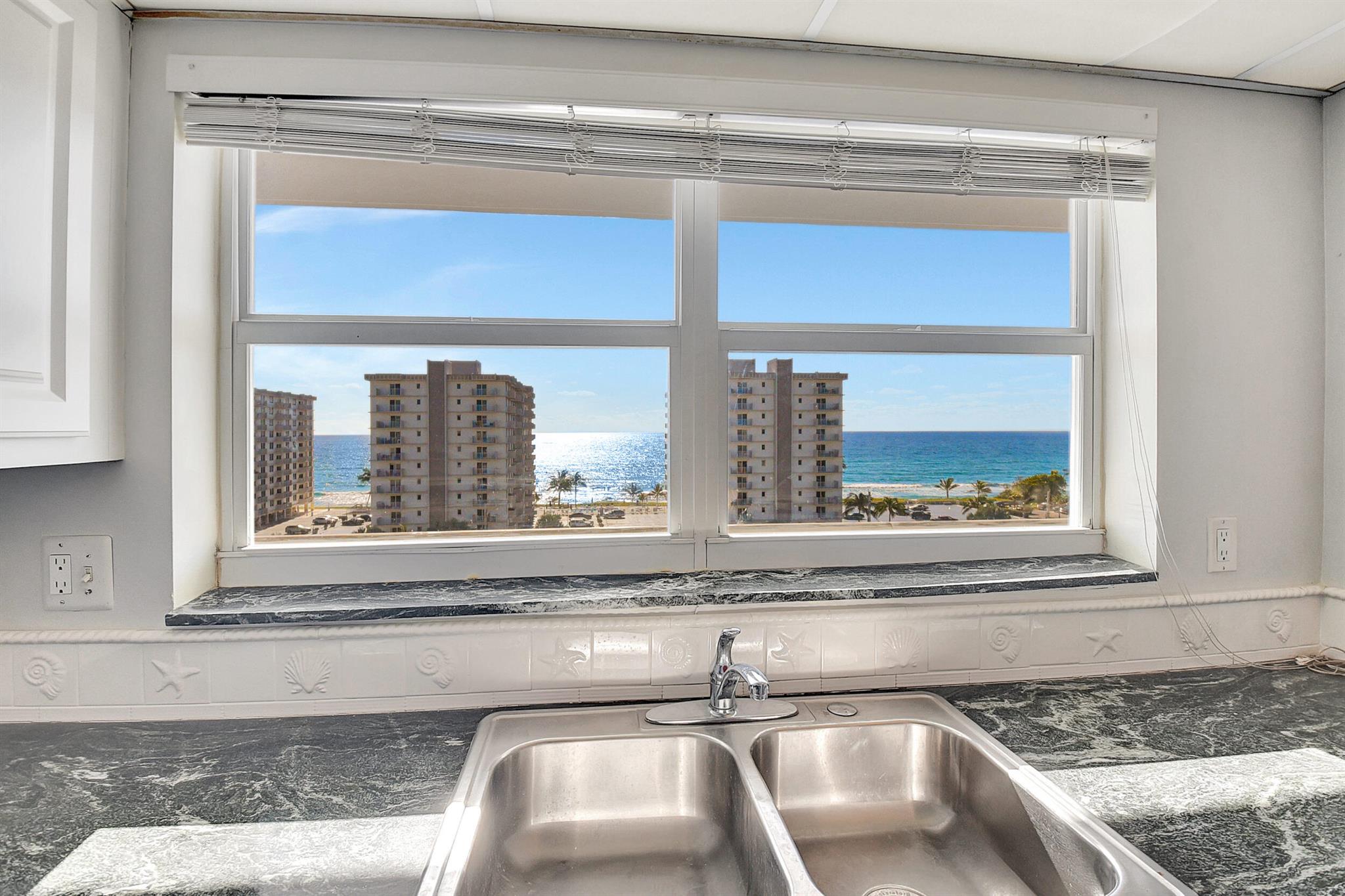 3224 S Ocean Boulevard 915-B