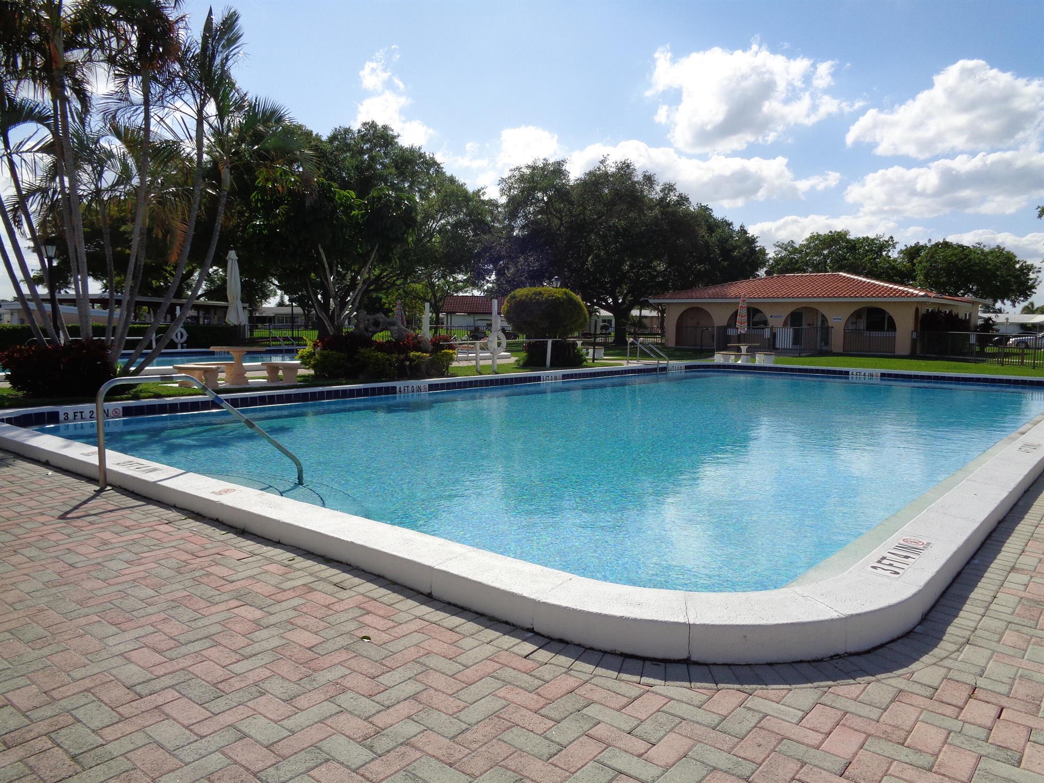 4510 NW 48th Court