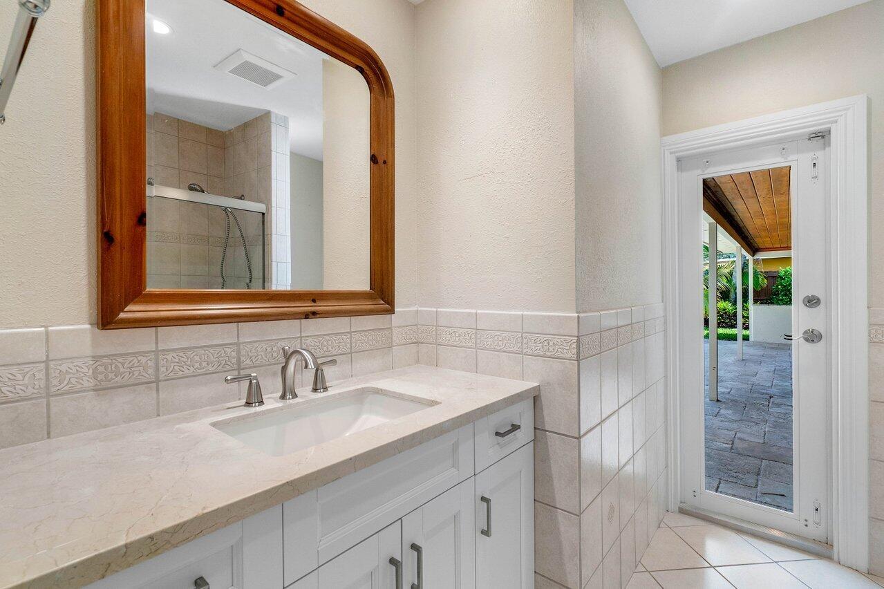 1061 NW 3rd Street
