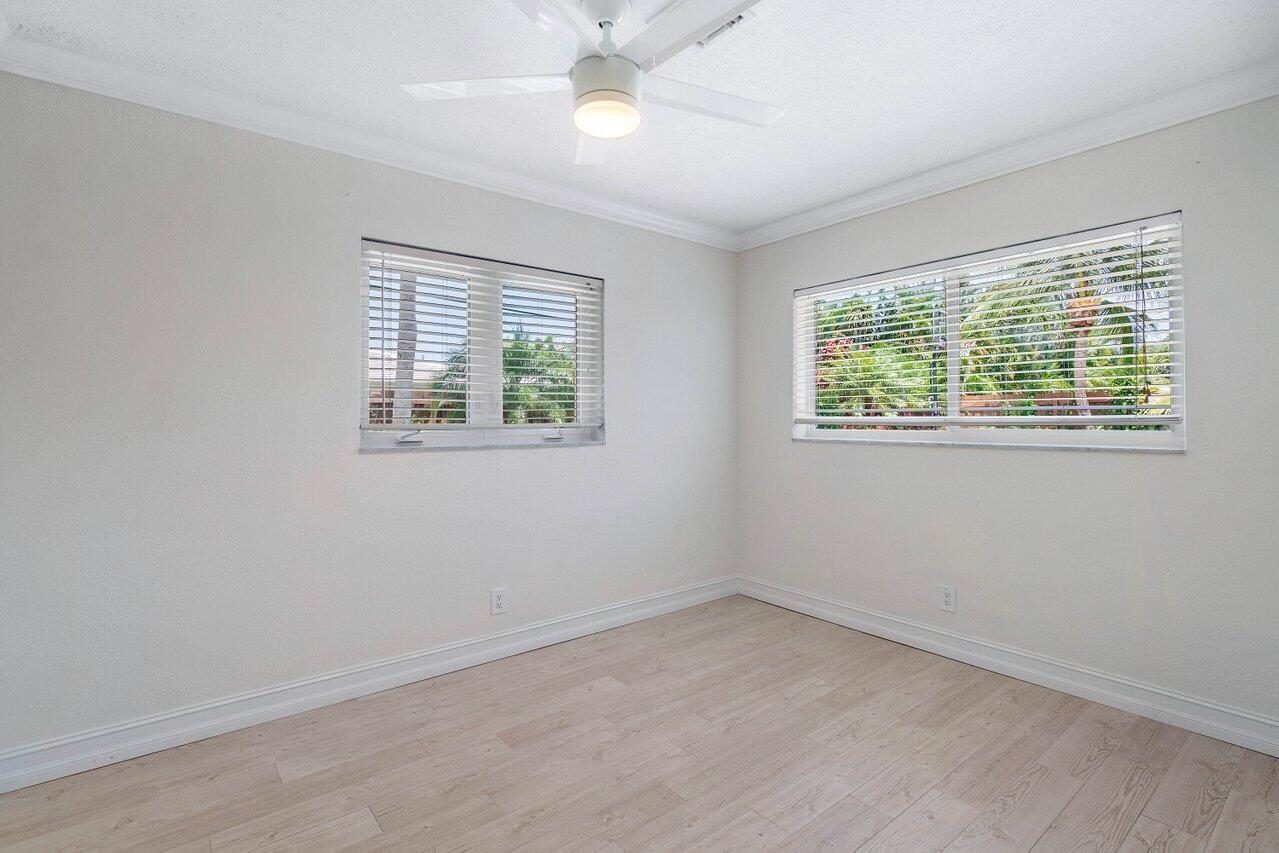 1061 NW 3rd Street