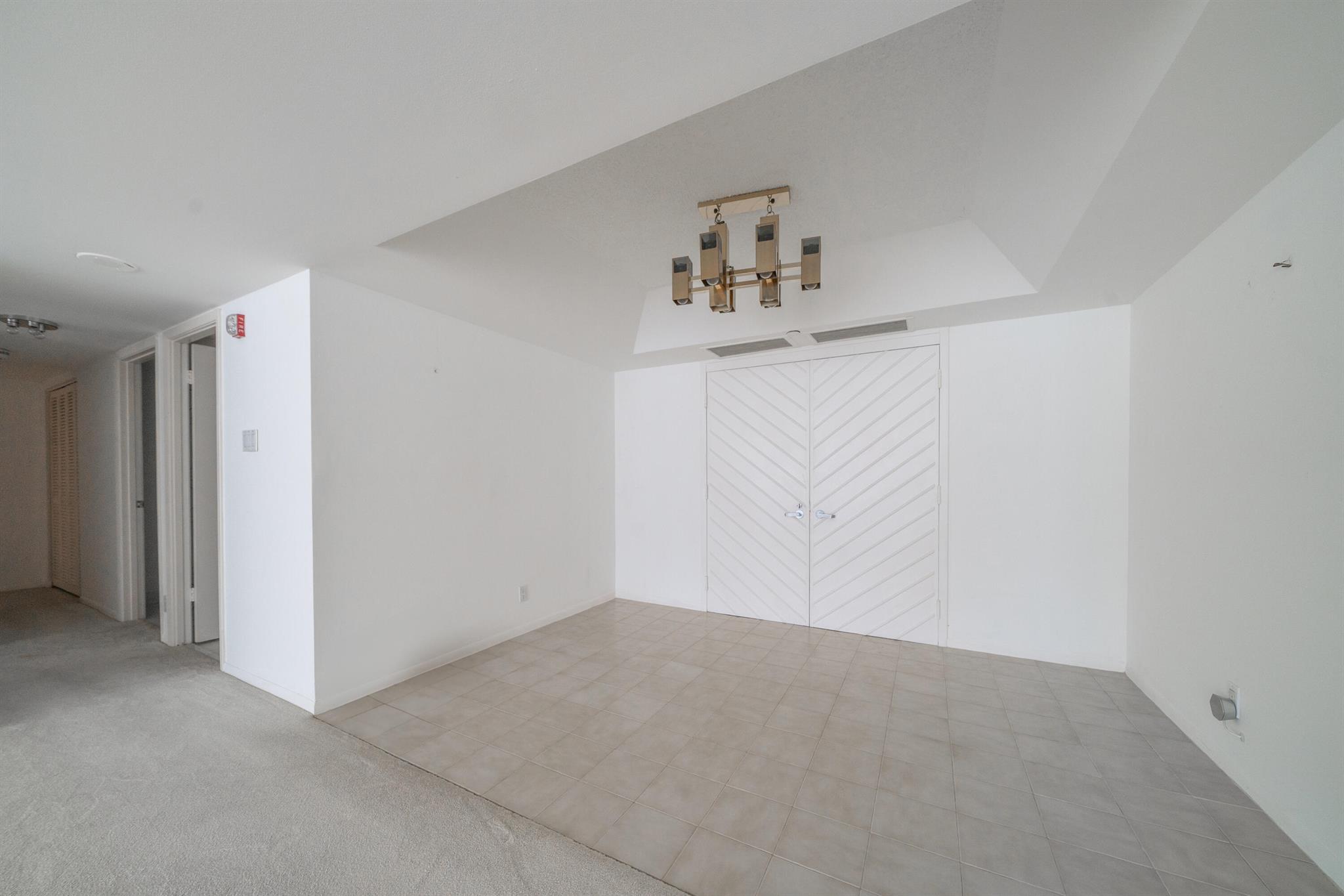 5280 N Ocean Drive 3f
