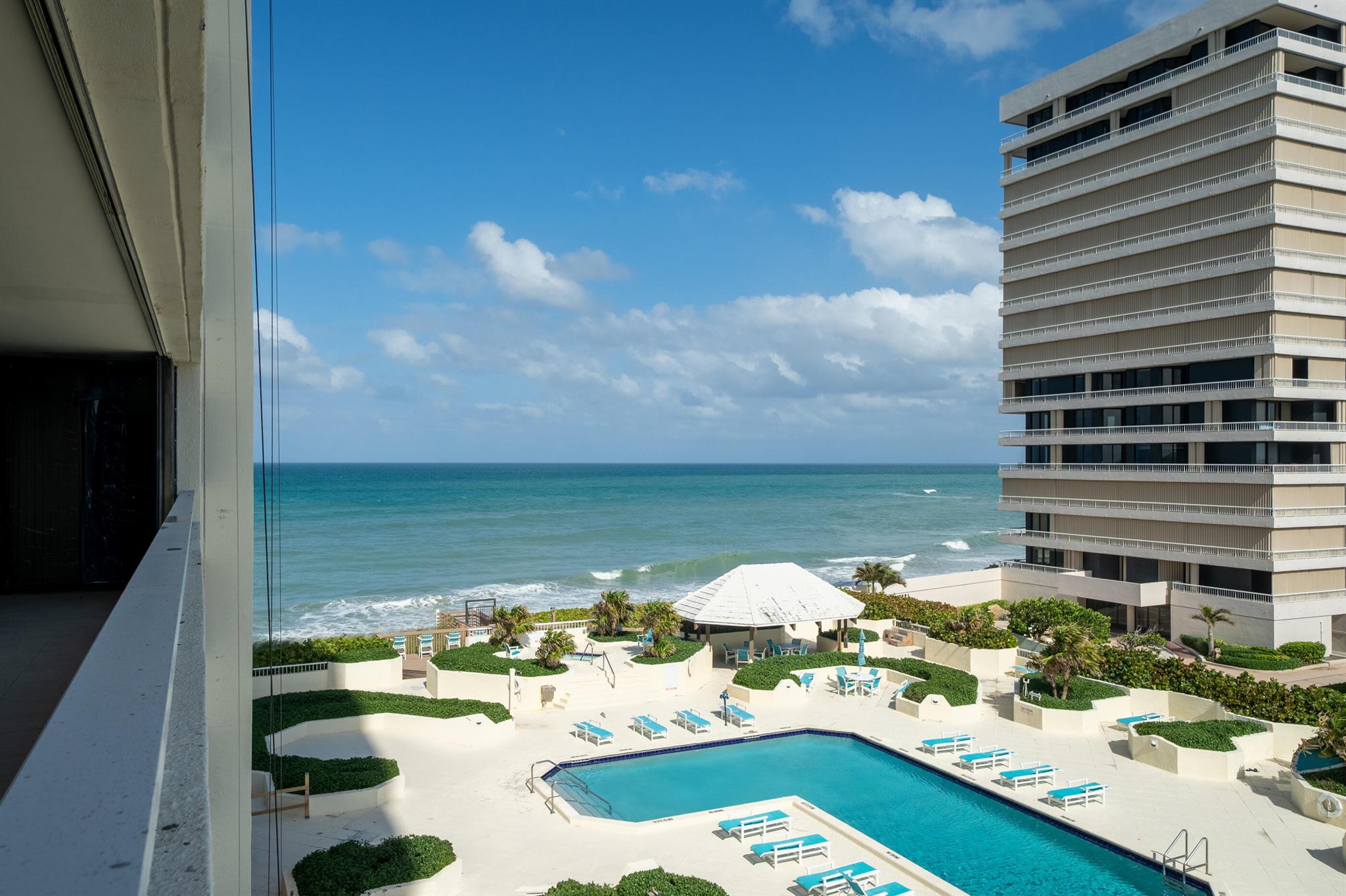 5280 N Ocean Drive 3f