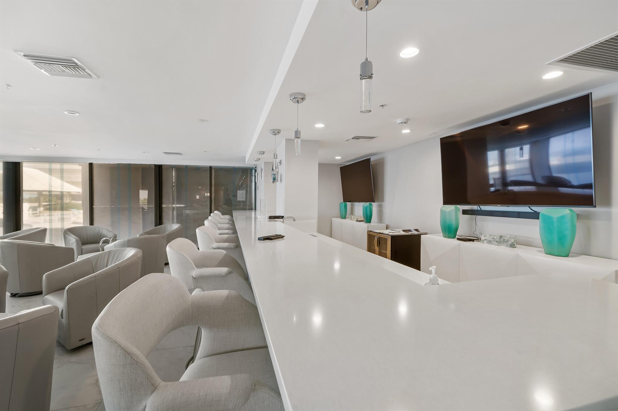 5280 N Ocean Drive 3f