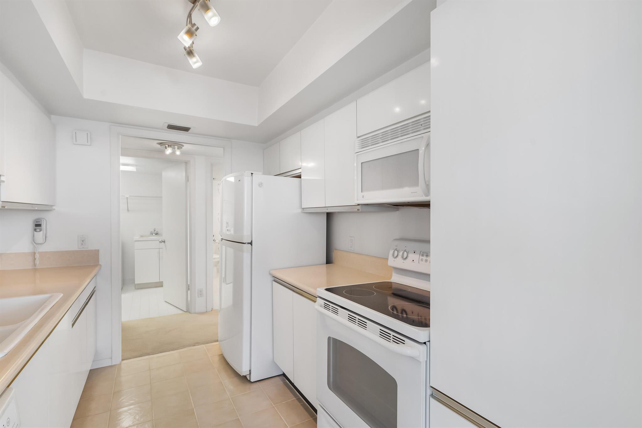 5280 N Ocean Drive 3f