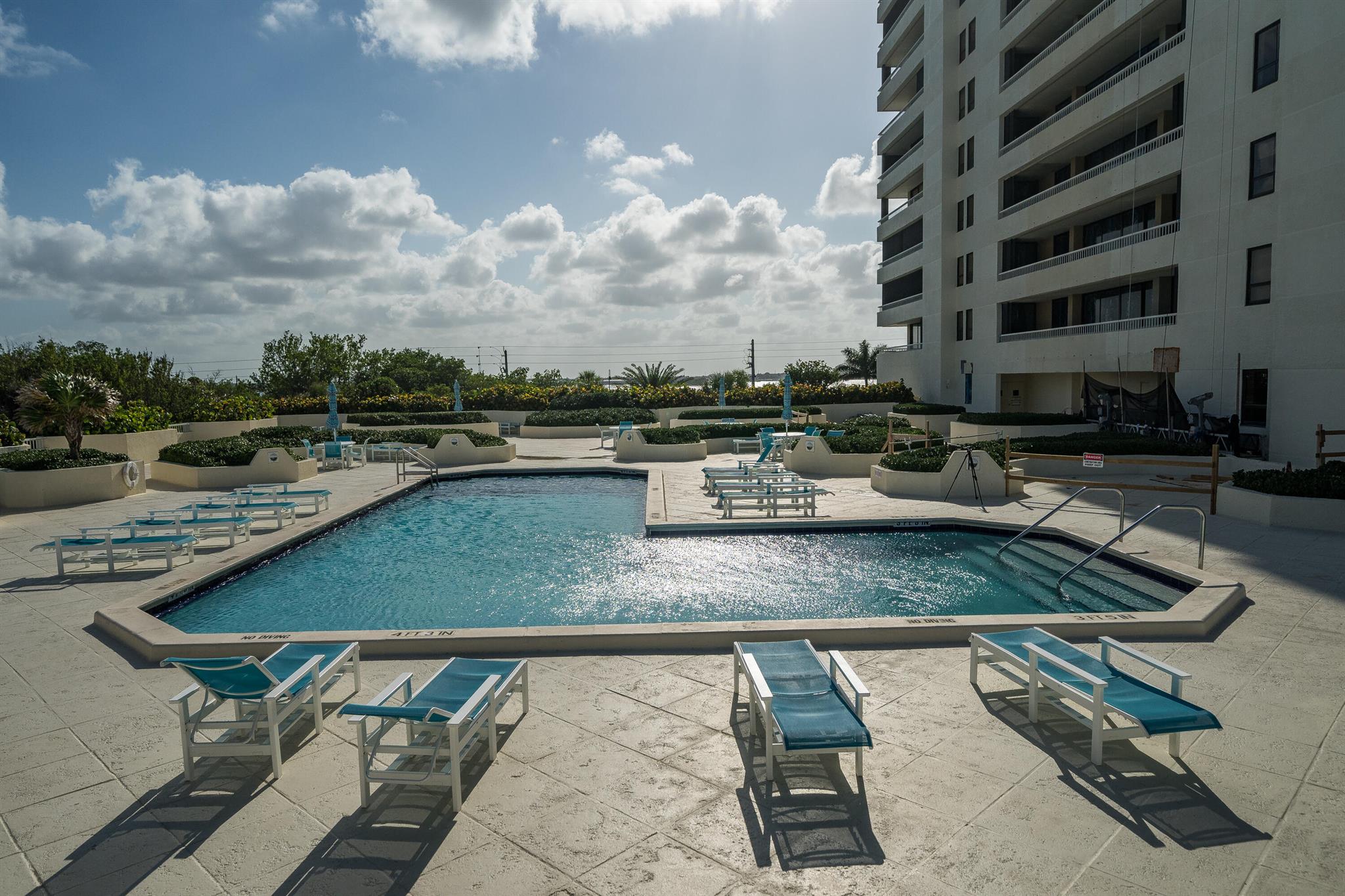 5280 N Ocean Drive 3f