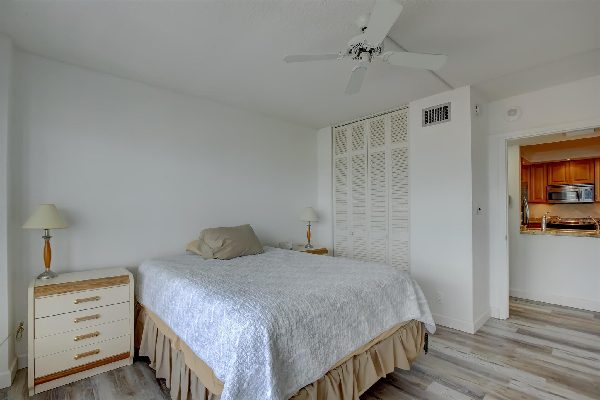 405 N Ocean Boulevard 1403