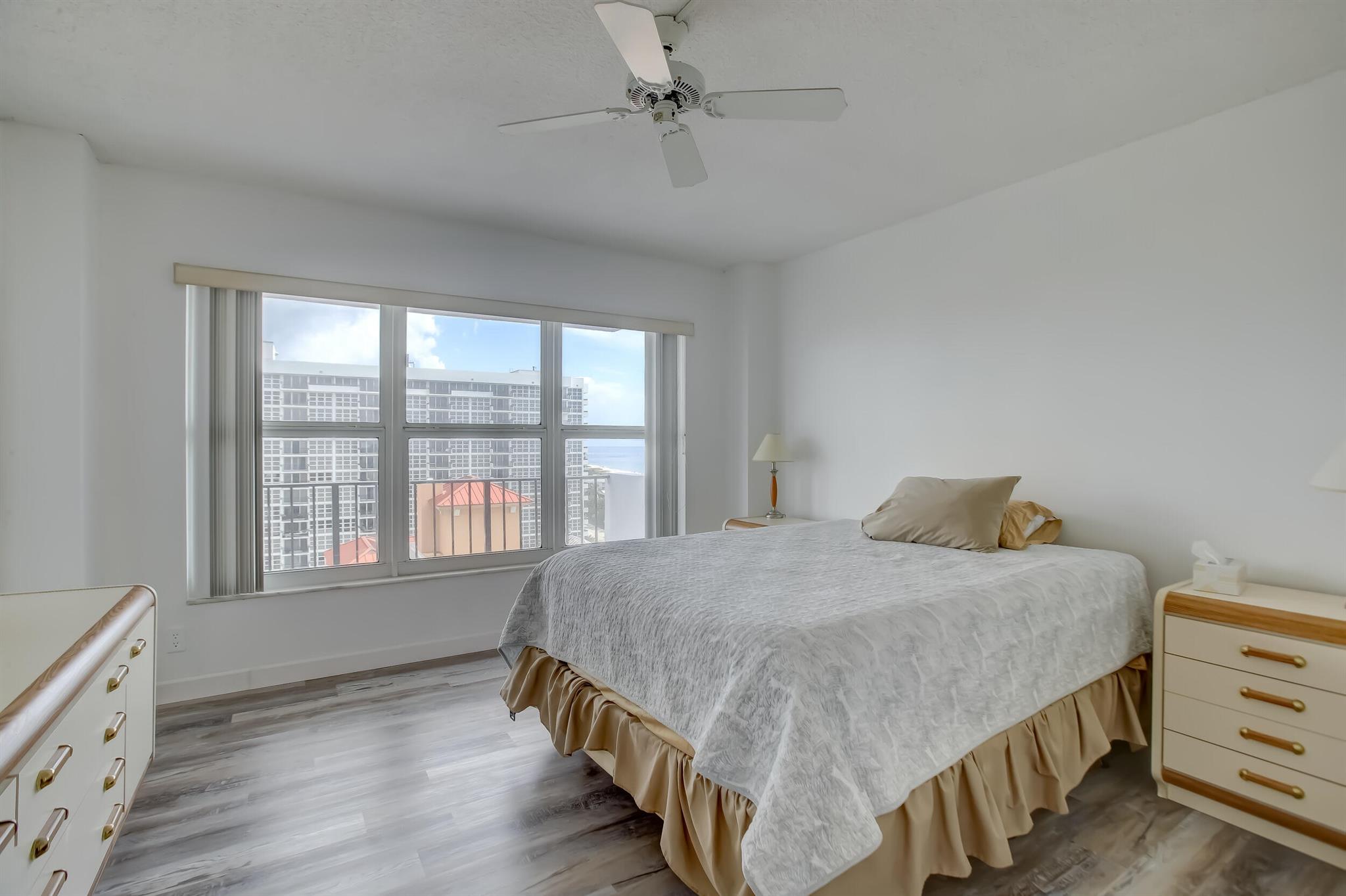 405 N Ocean Boulevard 1403