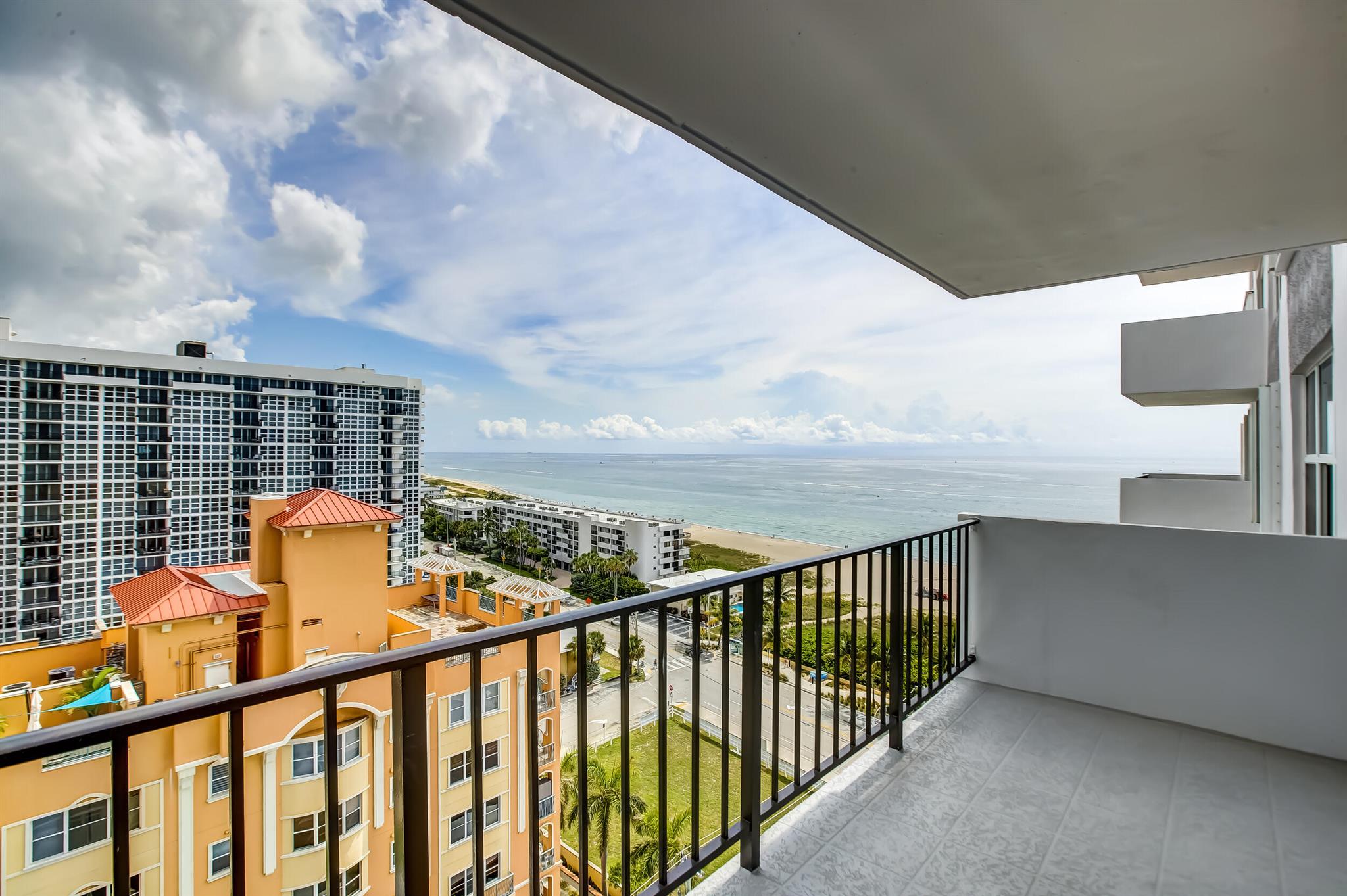 405 N Ocean Boulevard 1403