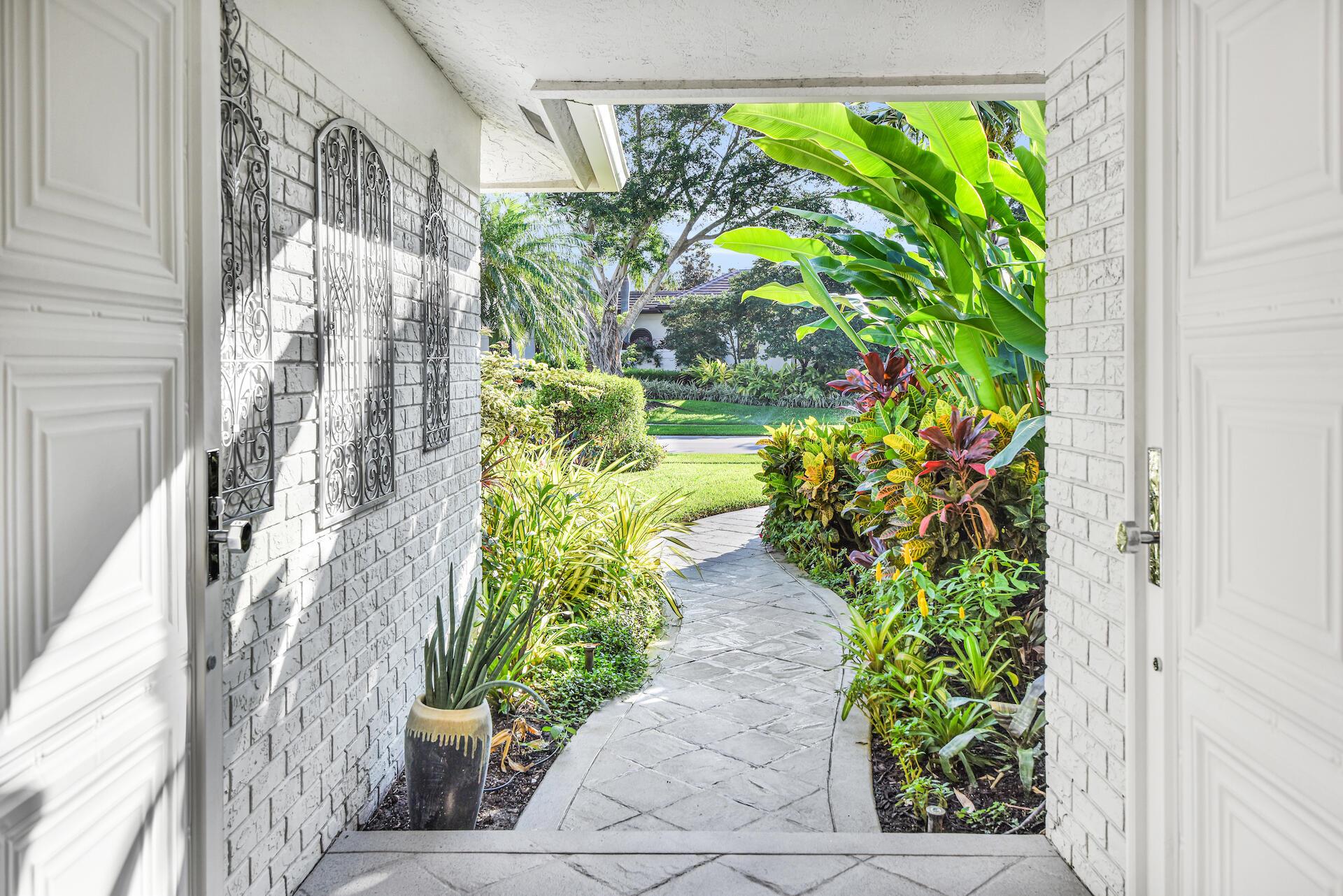 4500 Bocaire Boulevard
